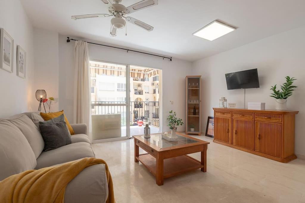 Apartamento Fuengirola Beach Apartment Bagian luar foto