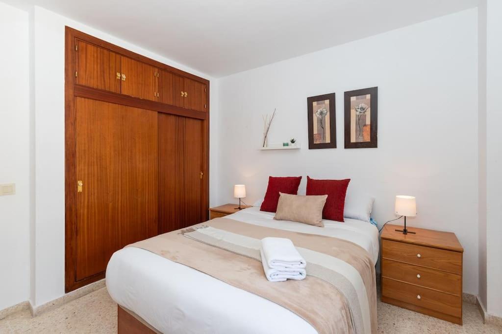 Apartamento Fuengirola Beach Apartment Bagian luar foto
