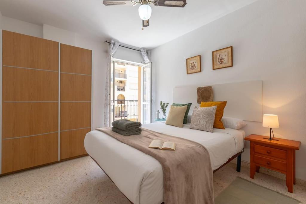 Apartamento Fuengirola Beach Apartment Bagian luar foto