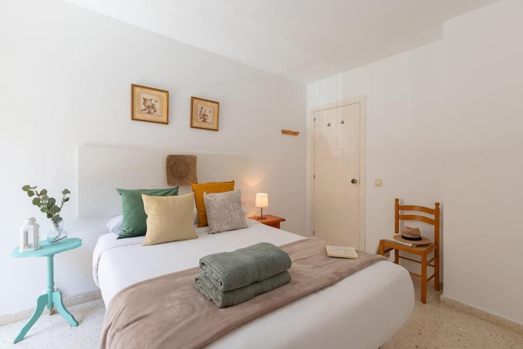 Apartamento Fuengirola Beach Apartment Bagian luar foto